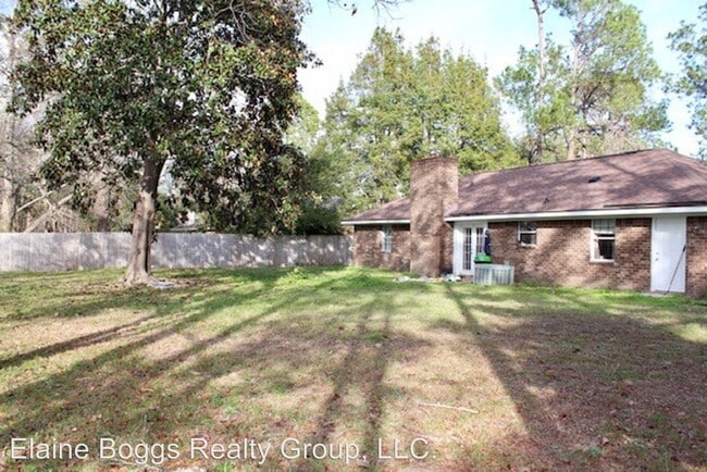 Foto del edificio - 4 br, 2 bath House - 113 Cedar Street