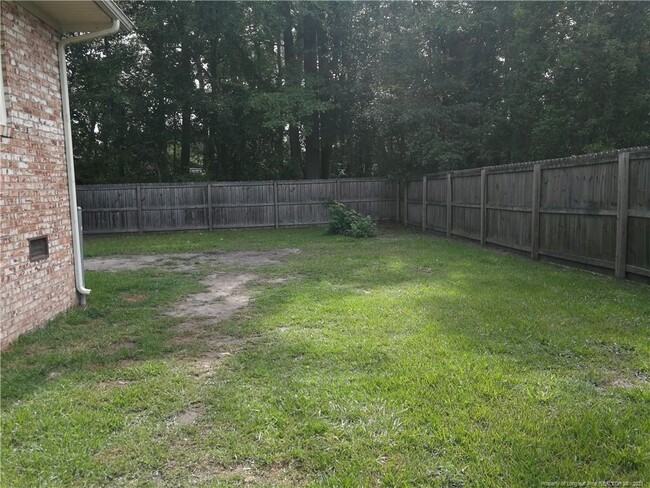Building Photo - 711 Goodyear Dr
