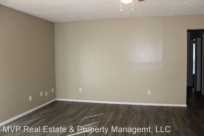 Building Photo - 2 br, 2 bath House - 1016 Parkview Dr
