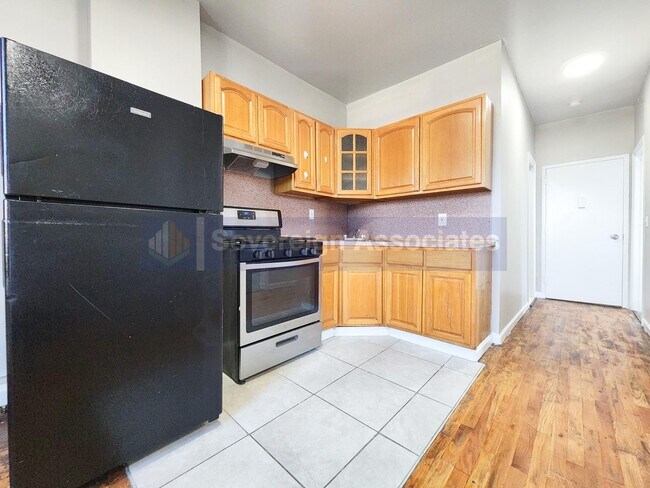 Foto del edificio - 215 west 3rd st