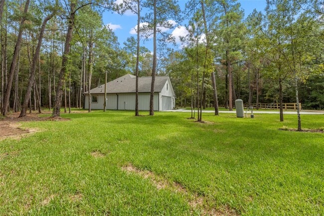 Building Photo - 11193 Wildwood Ln