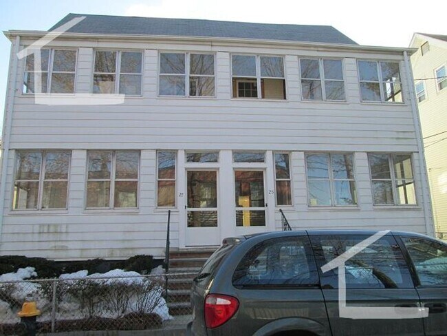 Building Photo - Great 2 bed