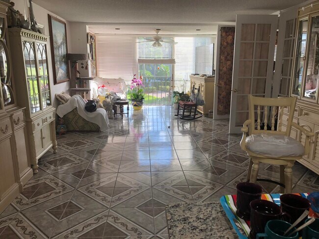 Foto del edificio - 4833 Esedra Ct