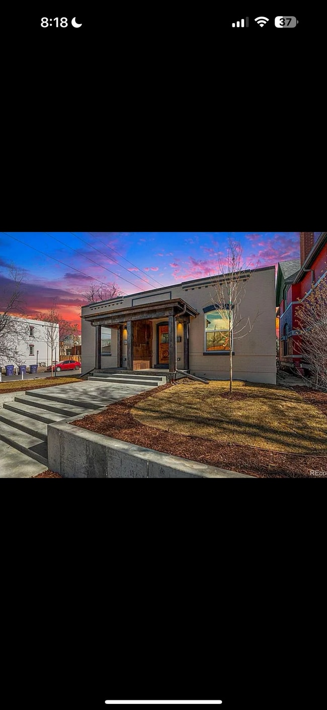 Building Photo - 406 S Pearl St