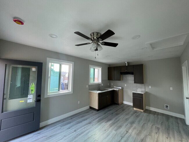 Foto del edificio - 9411 Burke St