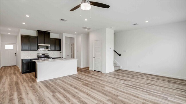 Foto del edificio - 2908 Crown Gate Dr