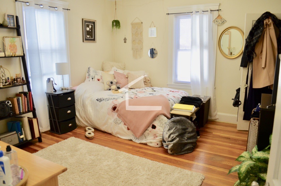 Foto principal - 37 Bigelow St