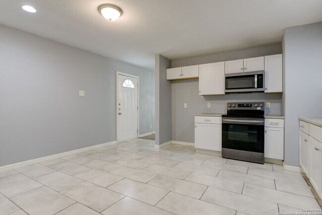Building Photo - 4342 Lehman Dr