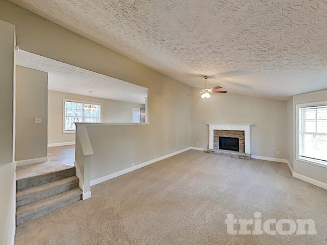 Building Photo - 97 Farmington Dr