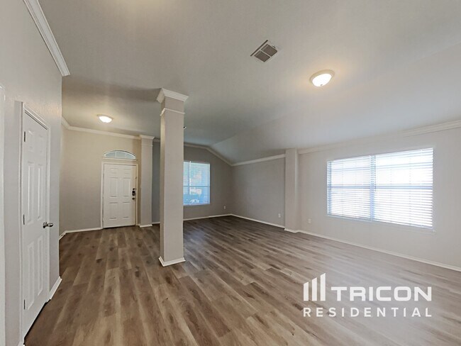 Building Photo - 637 Chalk Knoll Rd