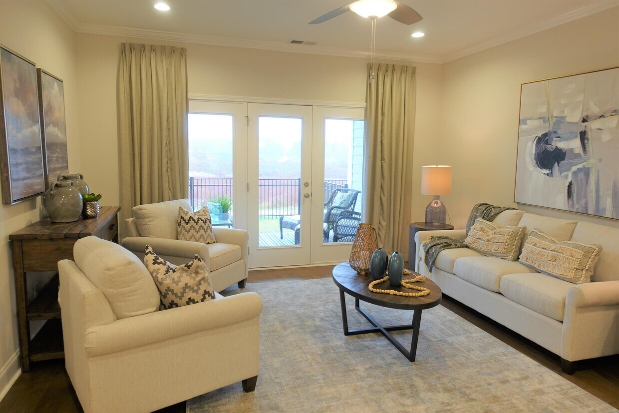Foto principal - 139 Green Heron Rd