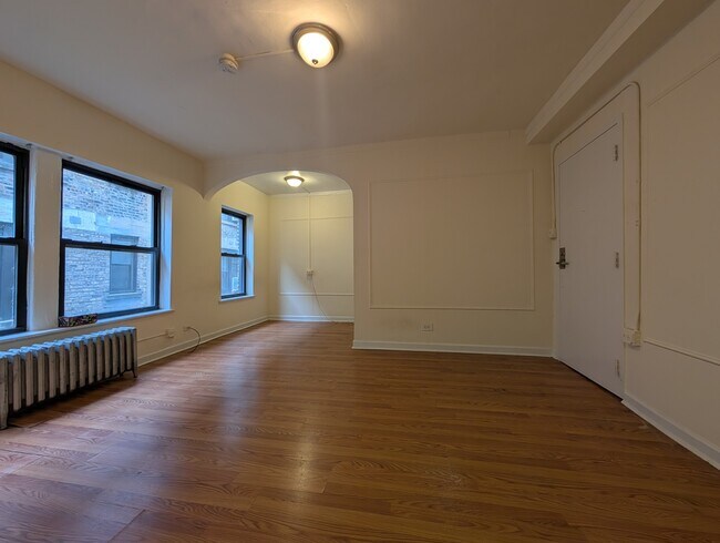 Foto del edificio - 5417 N Kenmore Ave