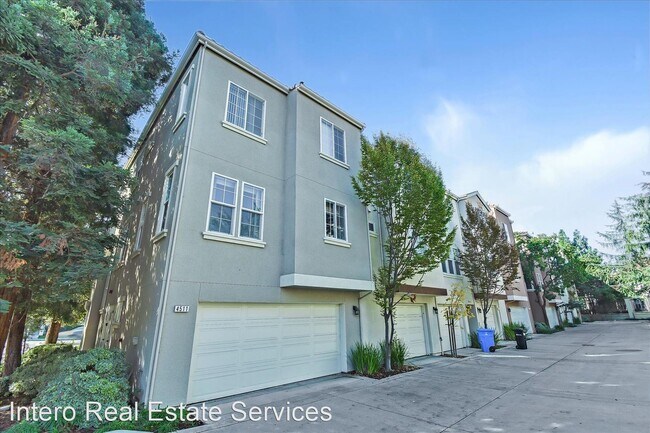 Foto del edificio - 2 br, 2.5 bath House - 4515 Lick Mill Bvd.