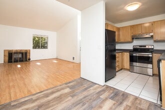 Building Photo - 2345 Tripp Dr
