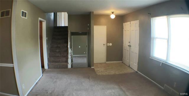 Building Photo - 1213 Foxview Terrace