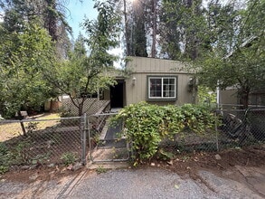 Building Photo - 2895 Willow St