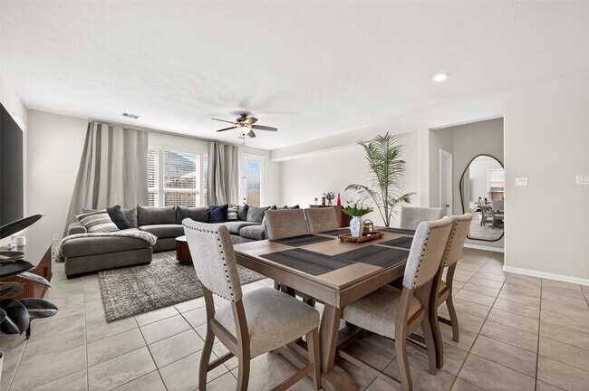 Foto del edificio - 28423 Aubrey Orchard Ln