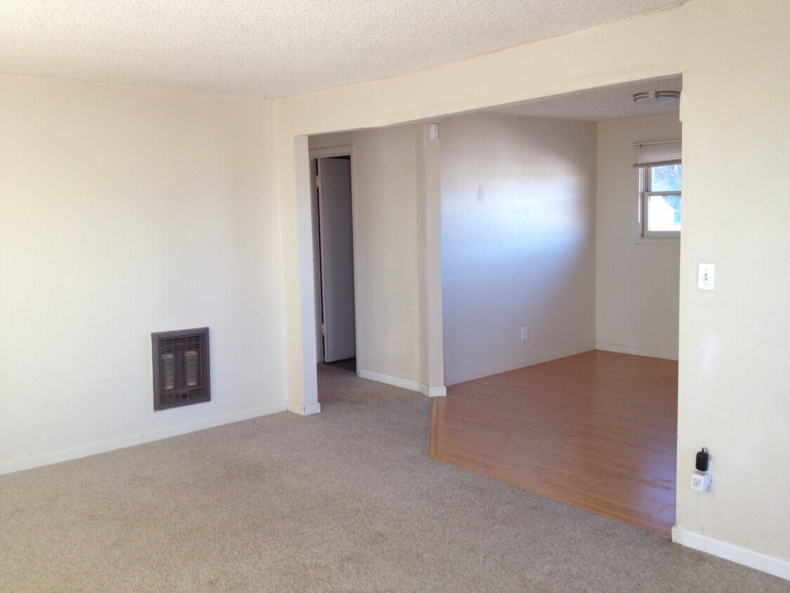 Foto del edificio - House for Rent