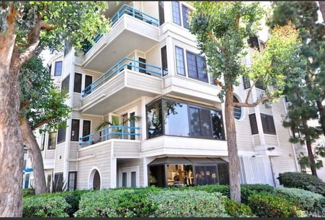 Photo - 1940 3rd Ave Apartment