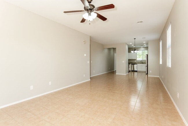 Foto del edificio - 1072 S 177th Dr