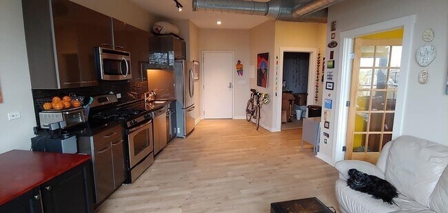 Foto del edificio - 944 Dorchester Ave