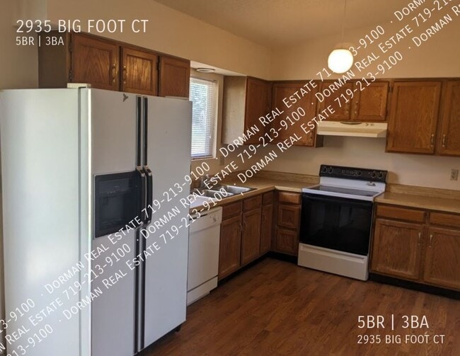 Foto del edificio - 2935 Big Foot Ct
