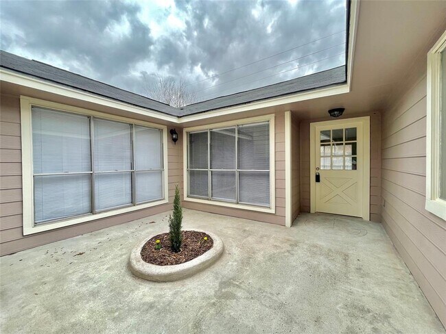 Foto del edificio - 7011 Brockington Dr