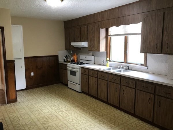 Building Photo - 276 Harvard St