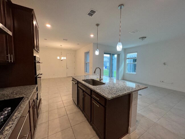 Building Photo - 7401 Alpine Butterfly Ln
