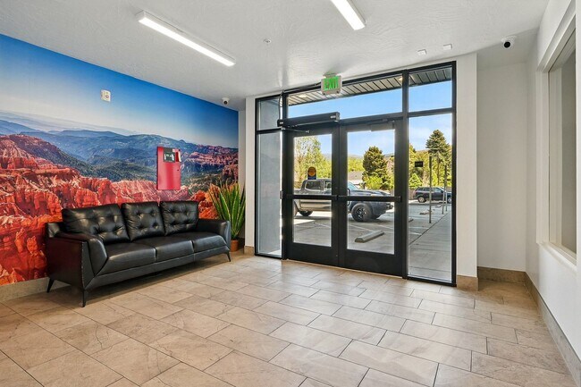 Foto del edificio - Harding Ave Lofts