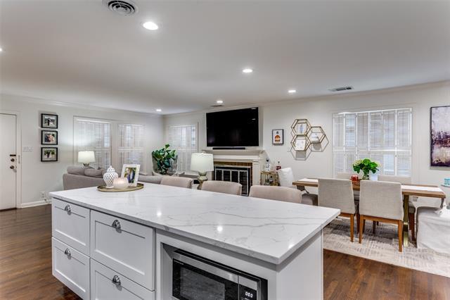 Foto del edificio - 6382 Waverly Way