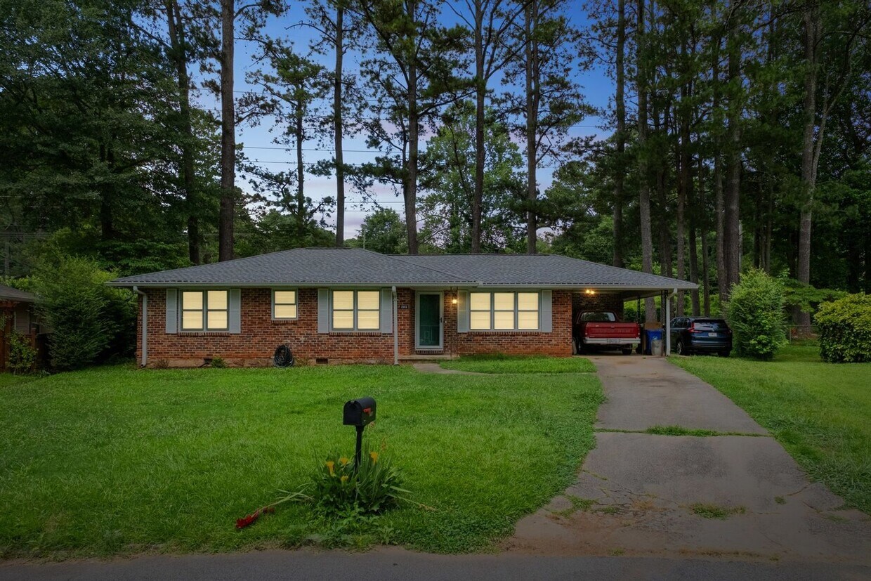 Foto principal - Charming 3BR House in Decatur