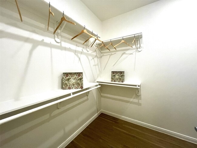 Building Photo - 17011 W Little York Rd