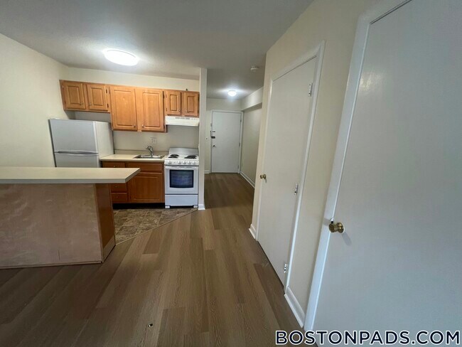 Foto del edificio - 66 Homer Ave