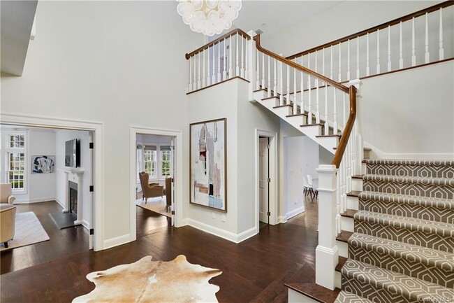 Foto del edificio - 628 Guard Hill Rd