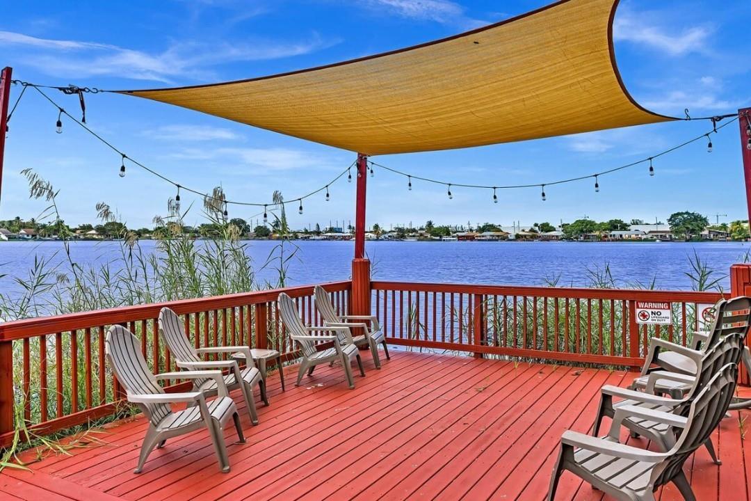 Beautiful 3-Bedroom, 2-Bath Villa with Lak... - Beautiful 3-Bedroom, 2-Bath Villa with Lak...