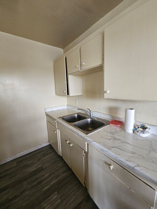 Building Photo - 740 Illinois Ave