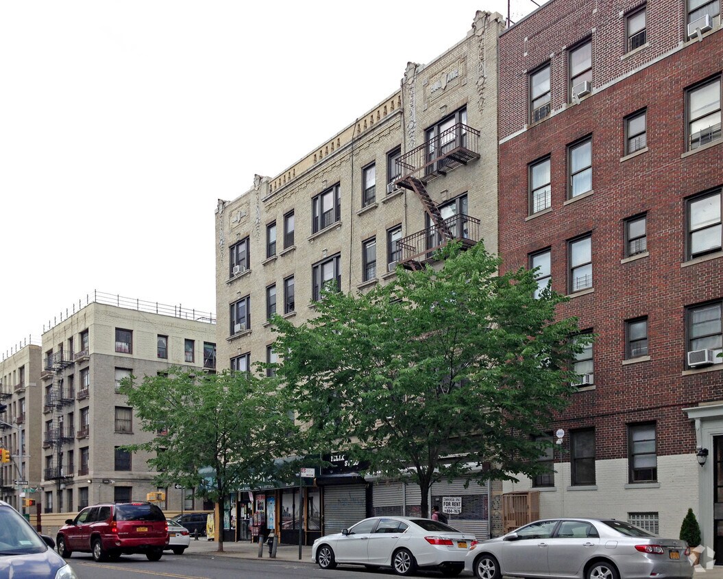 Building Photo - 547 W 186th St