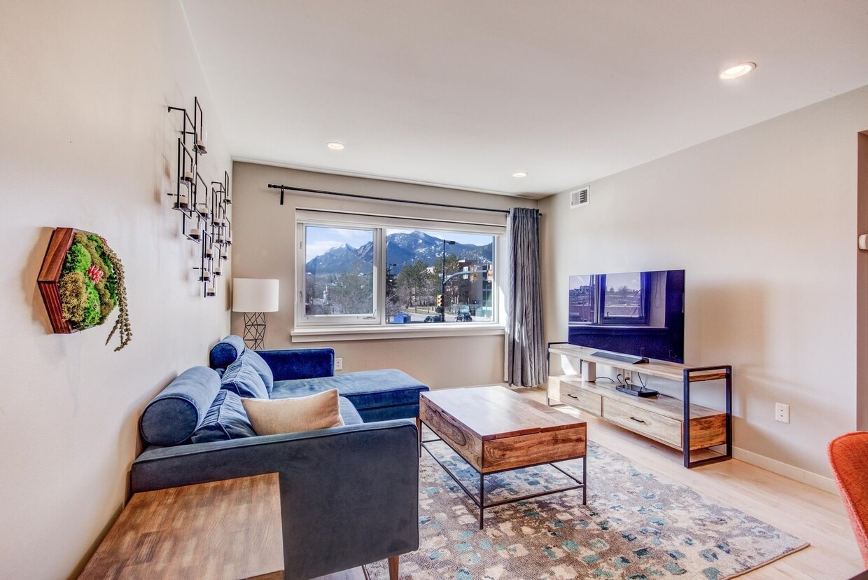 Primary Photo - MODERN 2 BED/1 BATH CONDO IN BOULDER - $50...