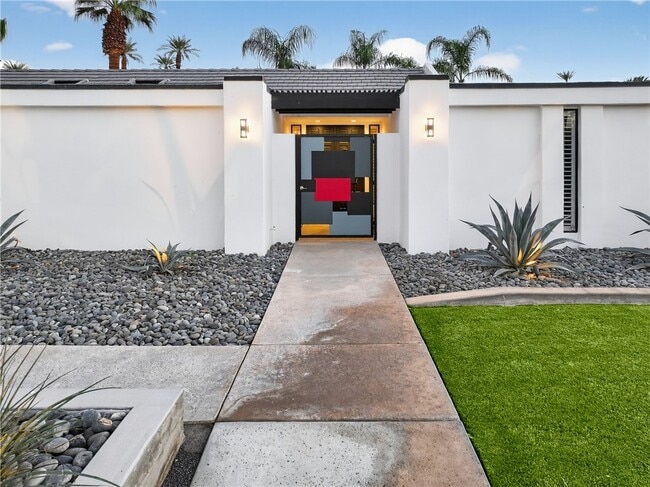 Foto del edificio - 75407 Montecito Dr