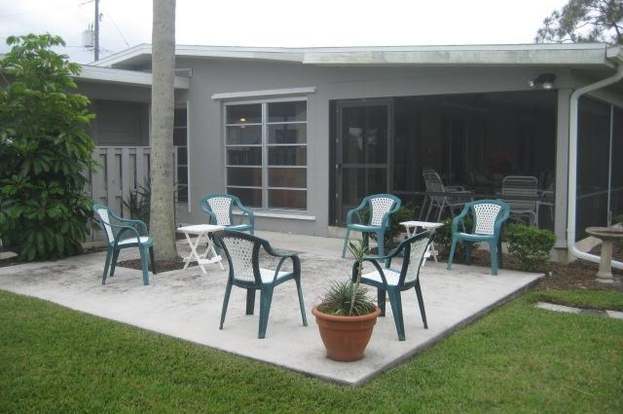 Building Photo - 3148 SE Monte Vista Ct