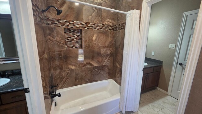 Building Photo - 500 Brooks Ct