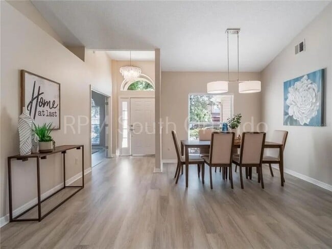 Photo - Southchase House