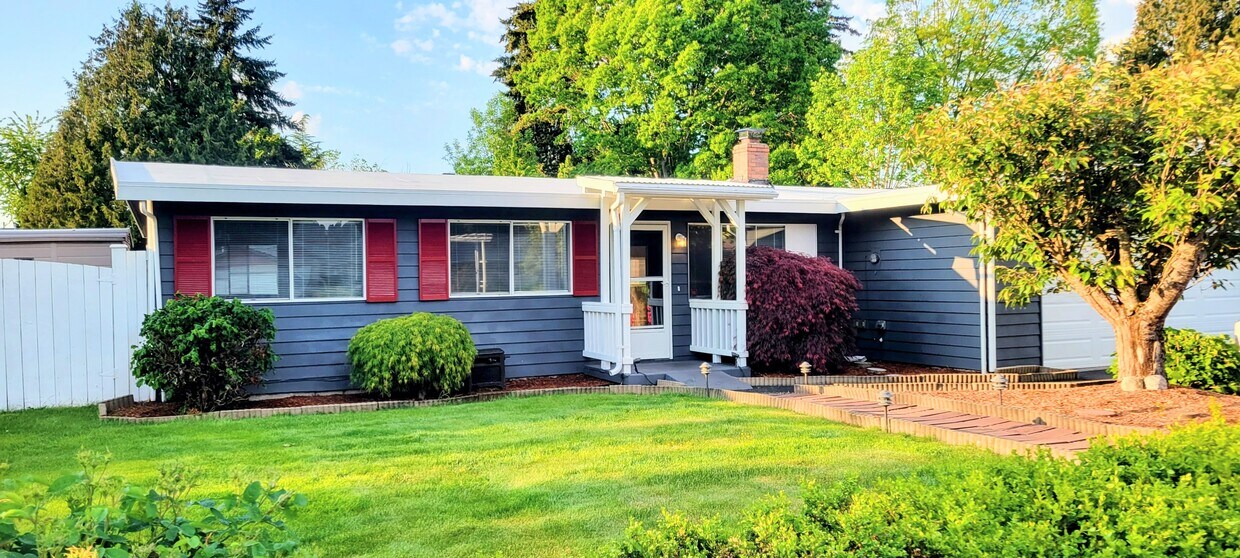 1717 153rd St SW, Lynnwood, WA 98087 House Rental in Lynnwood, WA