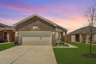 Building Photo - 21262 Hbr Shr Dr