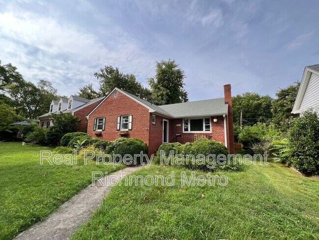 Building Photo - 3907 Kensington Ave
