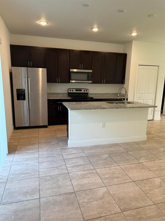 Foto del edificio - 16111 SW 23rd Court Rd