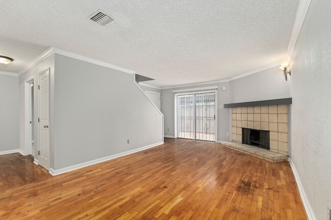 Foto del edificio - 9516 Pagewood Ln