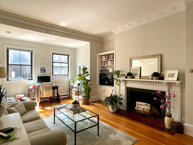Building Photo - 314 Marlborough St
