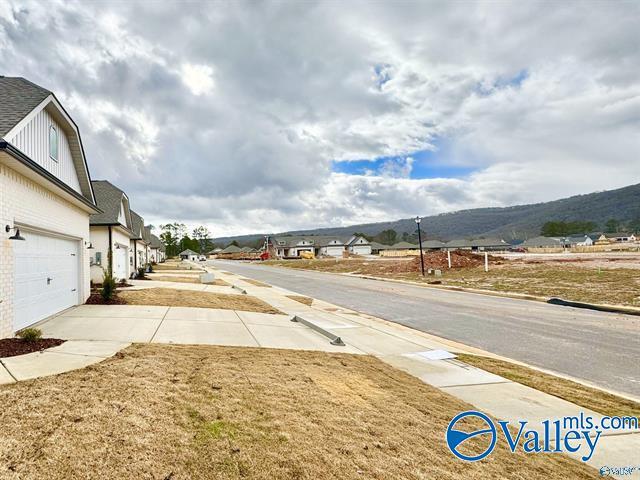 Foto principal - 6028 Gardner Maples Dr SE